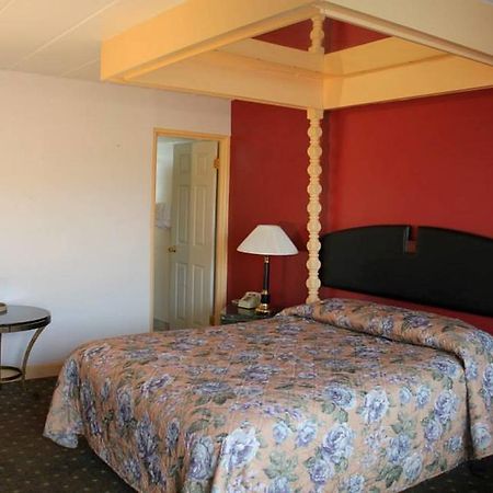 Presidential Inn And Suites Lyons Bagian luar foto