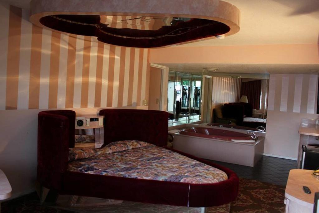 Presidential Inn And Suites Lyons Bagian luar foto